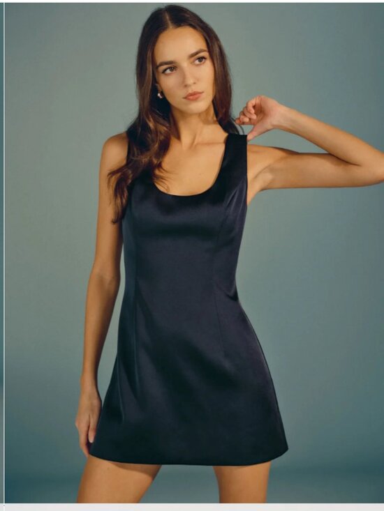 Reformation Dresses & Skirts - Reformation Franceska Dress Blue - Size 4